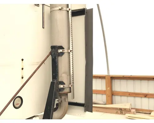 Mack CXN Sleeper Fairing