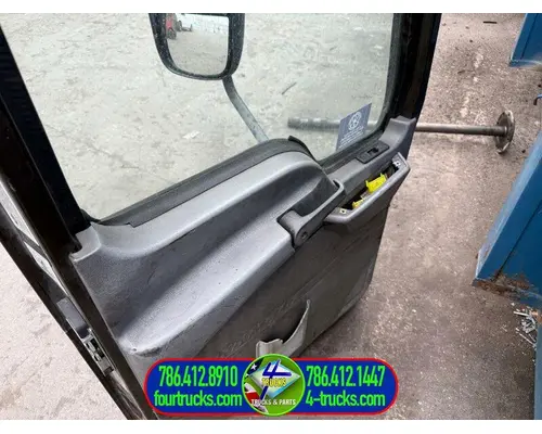 Mack CXU600 Door Assembly, Front