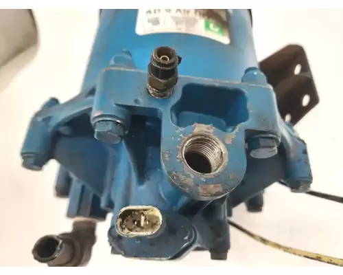 Mack CXU612 Air Drier