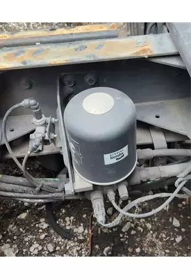 Mack CXU612 Air Drier