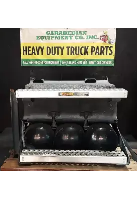 Mack CXU612 Battery Box
