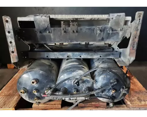 Mack CXU612 Battery Box