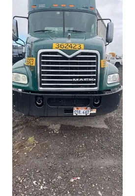 Mack CXU612 Bumper Assembly, Front