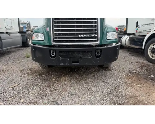 Mack CXU612 Bumper Assembly, Front