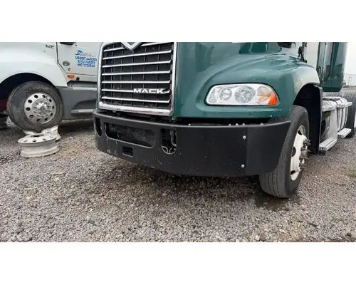 Mack CXU612 Bumper Assembly, Front