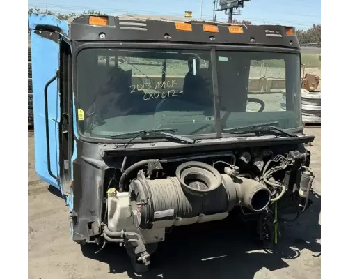 Mack CXU612 Cab