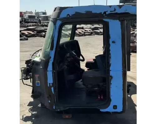 Mack CXU612 Cab