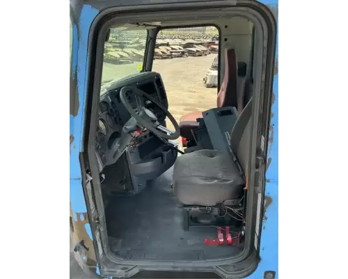Mack CXU612 Cab