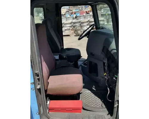 Mack CXU612 Cab