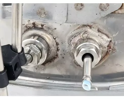 Mack CXU612 DPF (Diesel Particulate Filter)