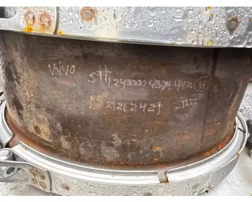 Mack CXU612 DPF (Diesel Particulate Filter)