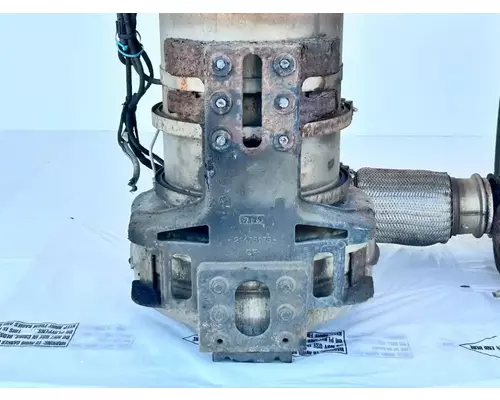 Mack CXU612 DPF (Diesel Particulate Filter)