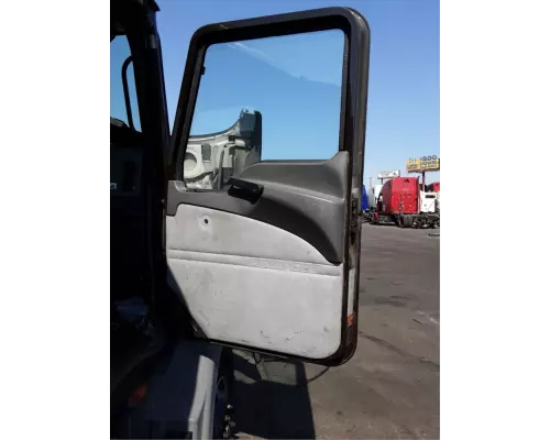 Mack CXU612 Door Assembly, Front