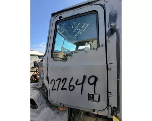 Mack CXU612 Door Assembly, Front