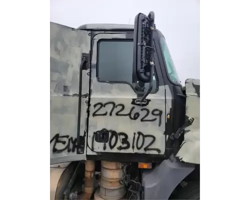 Mack CXU612 Door Assembly, Front