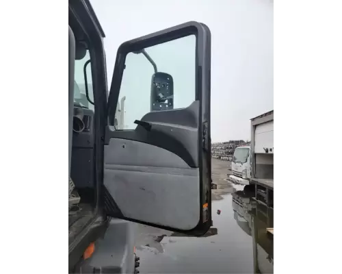 Mack CXU612 Door Assembly, Front