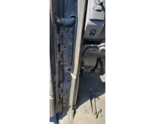 Mack CXU612 Door Assembly, Front