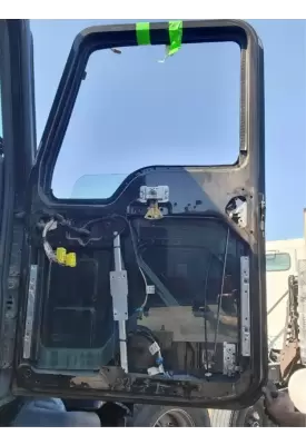 Mack CXU612 Door Assembly, Front