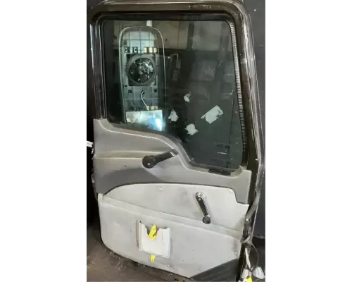 Mack CXU612 Door Assembly, Front