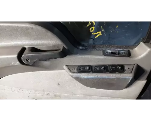 Mack CXU612 Door Assembly, Front