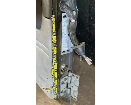 Mack CXU612 Door Assembly, Front