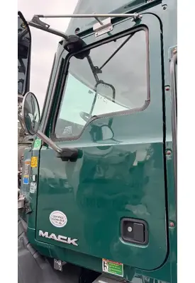 Mack CXU612 Door Assembly, Front