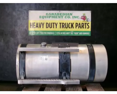 Mack CXU612 Fuel Tank