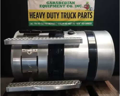 Mack CXU612 Fuel Tank