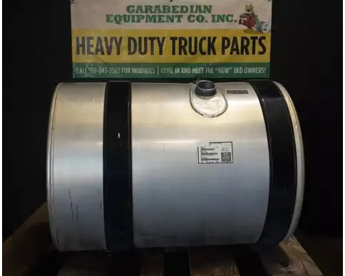 Mack CXU612 Fuel Tank