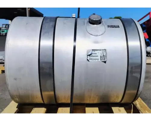 Mack CXU612 Fuel Tank