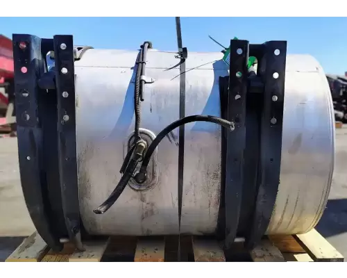 Mack CXU612 Fuel Tank