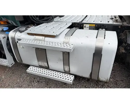 Mack CXU612 Fuel Tank