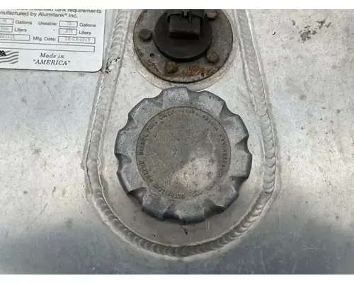 Mack CXU612 Fuel Tank