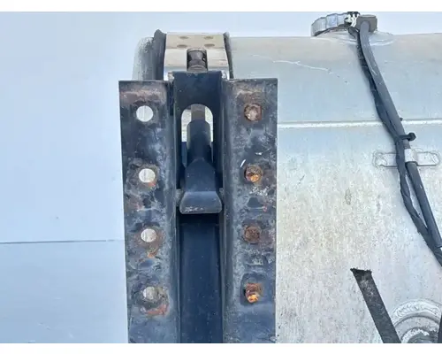 Mack CXU612 Fuel Tank