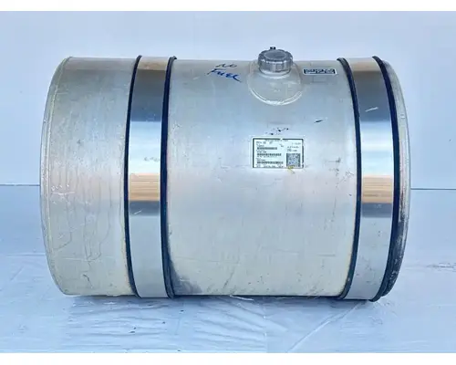 Mack CXU612 Fuel Tank