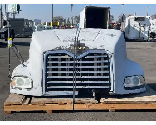 Mack CXU612 Hood