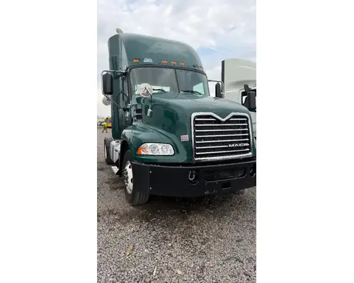 Mack CXU612 Hood