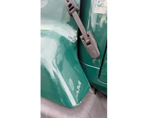 Mack CXU612 Hood