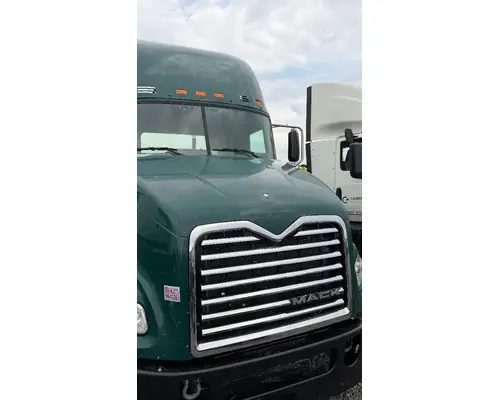 Mack CXU612 Hood