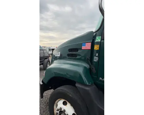 Mack CXU612 Hood