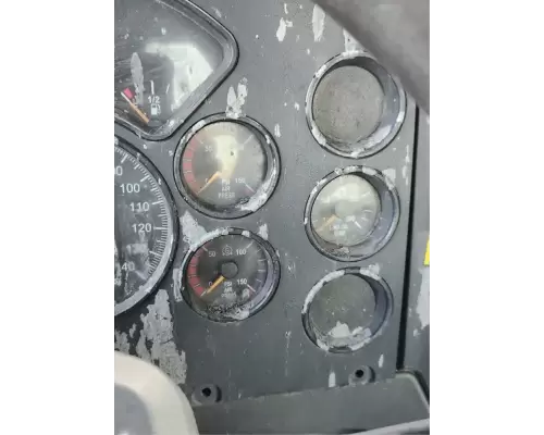 Mack CXU612 Instrument Cluster