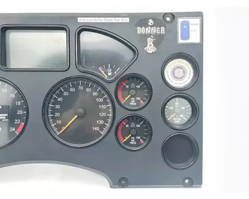 Mack CXU612 Instrument Cluster