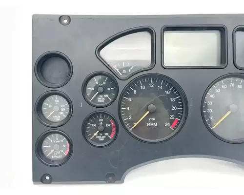 Mack CXU612 Instrument Cluster