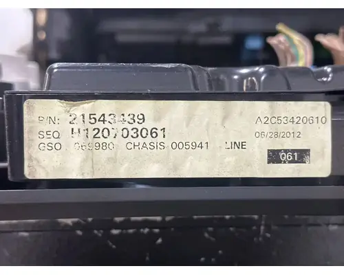 Mack CXU612 Instrument Cluster