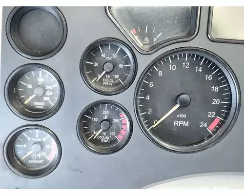Mack CXU612 Instrument Cluster