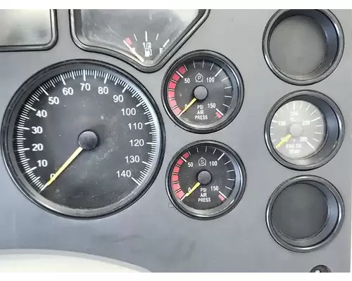 Mack CXU612 Instrument Cluster
