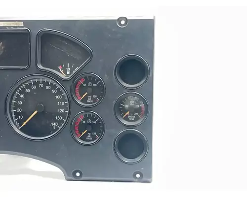 Mack CXU612 Instrument Cluster