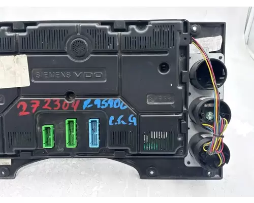 Mack CXU612 Instrument Cluster