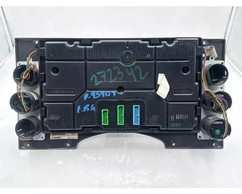 Mack CXU612 Instrument Cluster