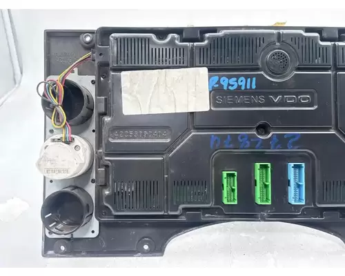 Mack CXU612 Instrument Cluster